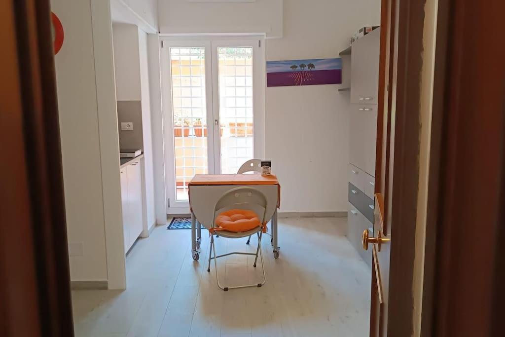 Vatican Tiny House By Gialel Roma