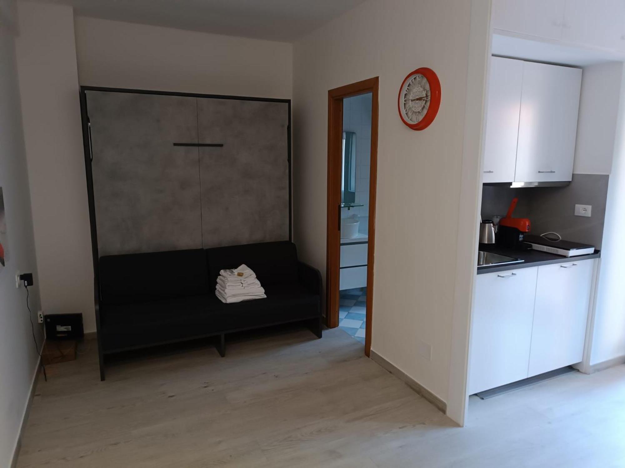 Vatican Tiny House By Gialel * Roma